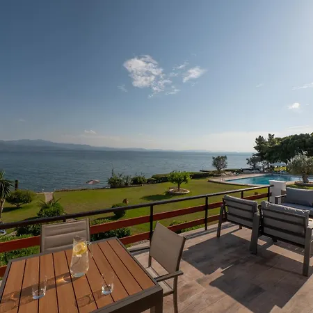 Veya - Private & Pools