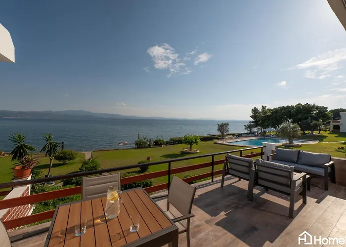 Veya - Private & Pools